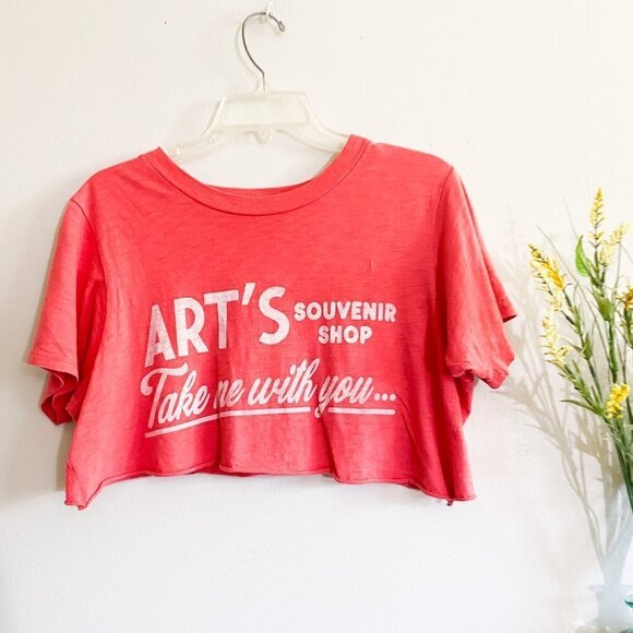☀️ J CREW Art's Souvenir Store Red Crop Top Graphic Tee Size Large Cut Off - Picture 2 of 4